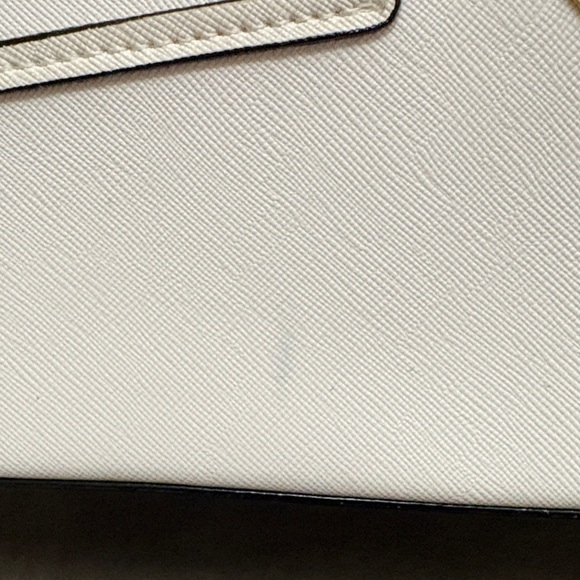 Betsey Johnson Floral Cat Design Tote Bag - Picture 6 of 6